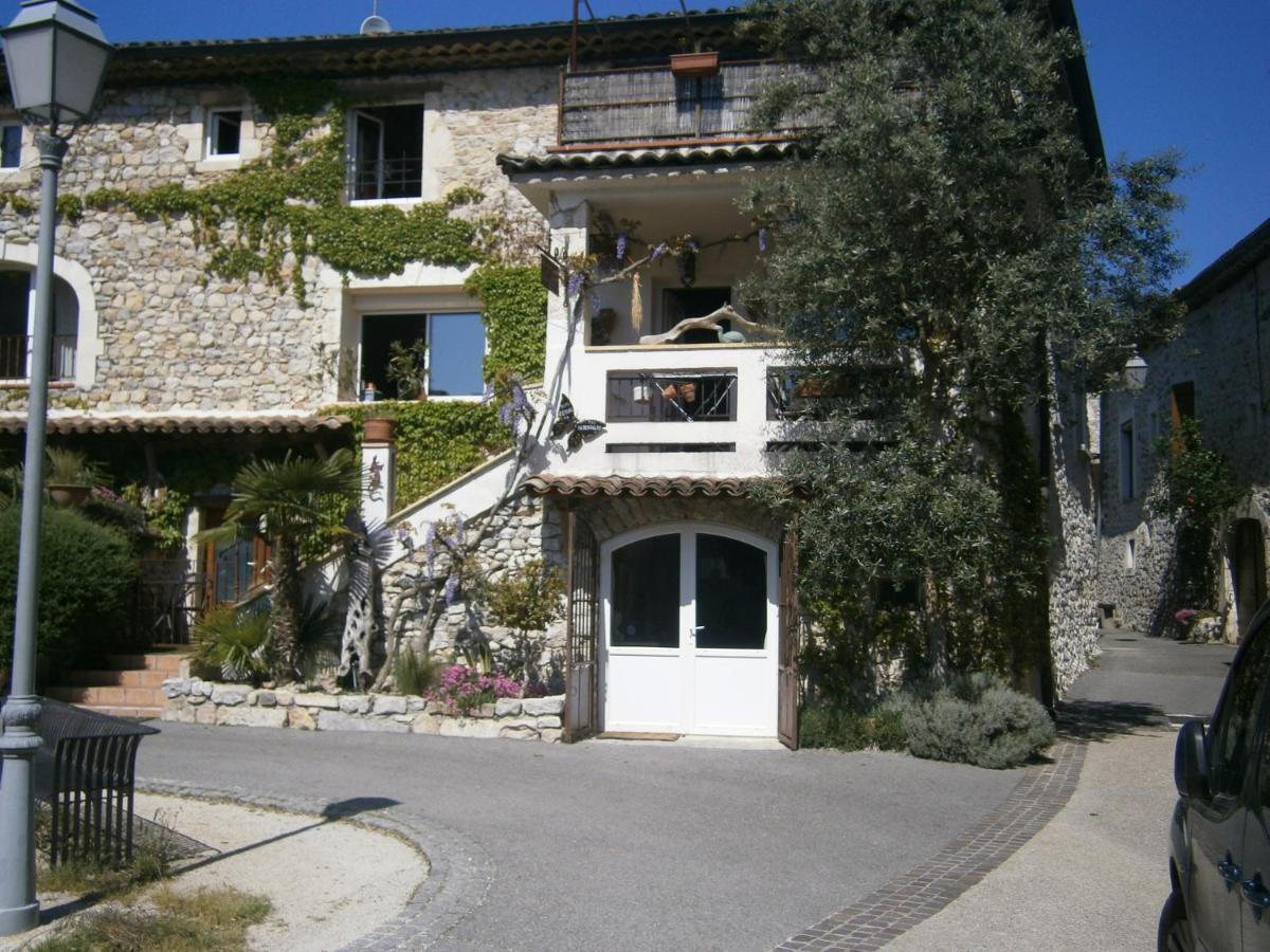 Gite L'Etape Vallon-Pont-dʼArc Exteriör bild